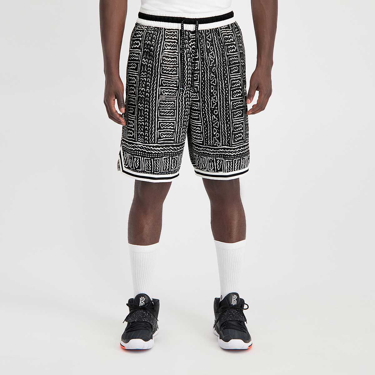 nike seasonal dna shorts