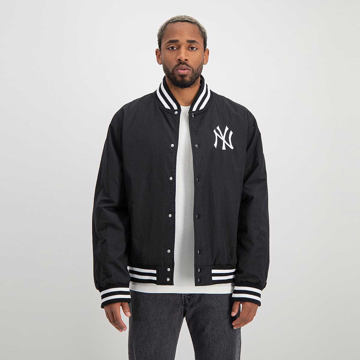Pro Standard Mlb New York Yankees Wordmark Satin Jacket  DTLR