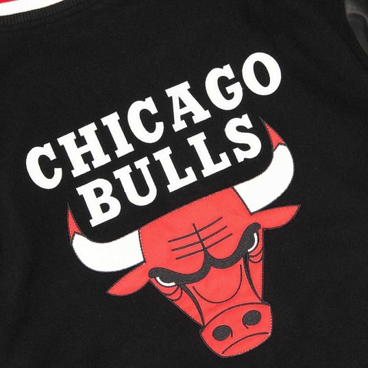 New era NBA Chicago Bulls Tracksuit Jacket Black