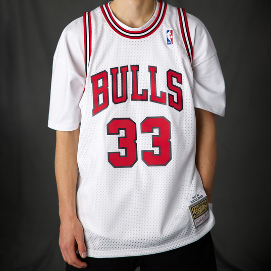 Scottie Pippen Chicago Bulls Mitchell & Ness Men's NBA Jersey XL