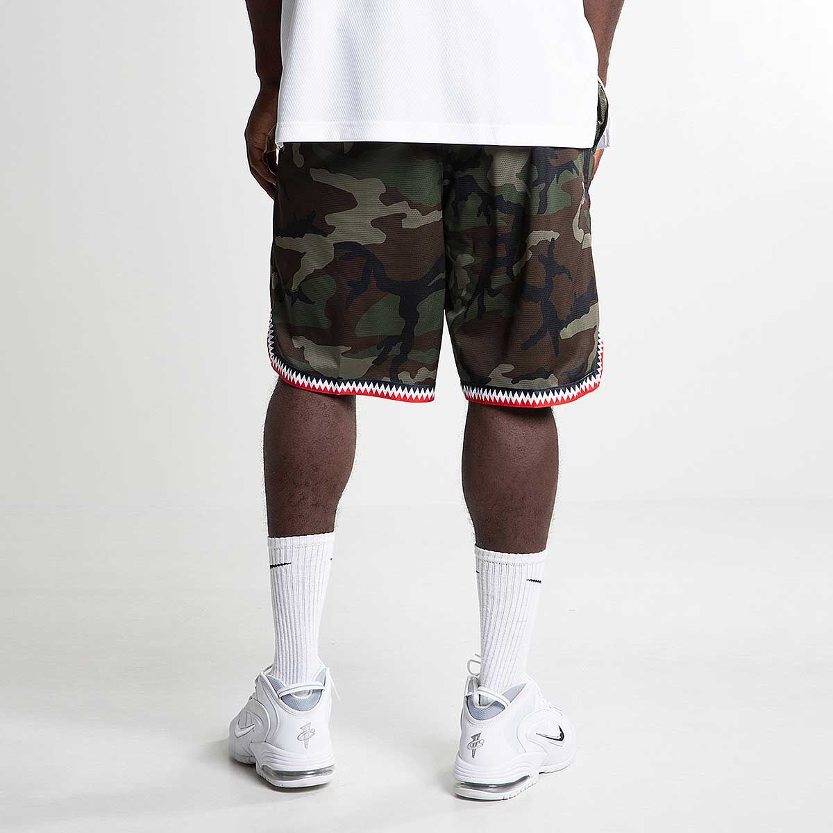 Nike dna 2025 camo shorts