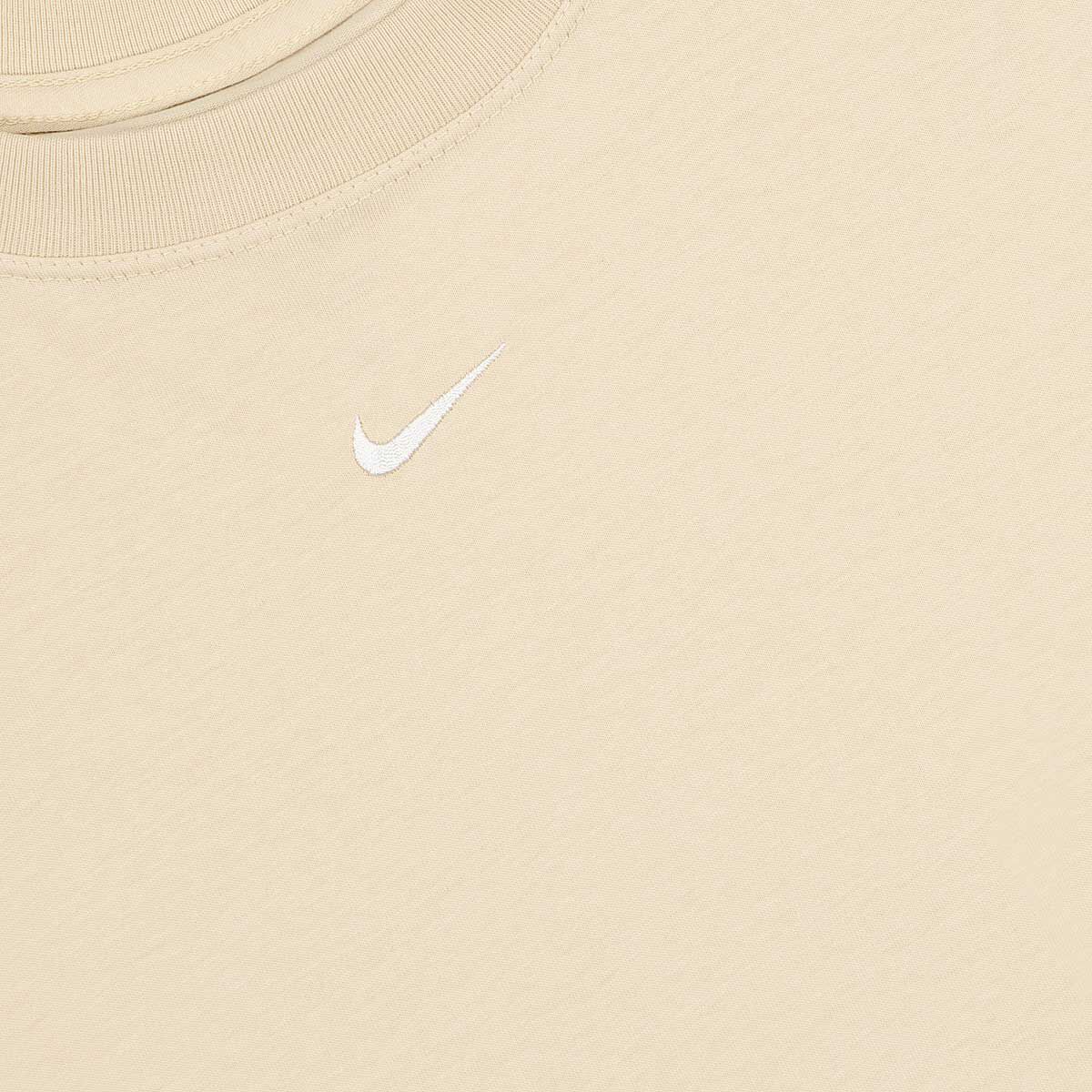 nike boyfriend t shirt beige