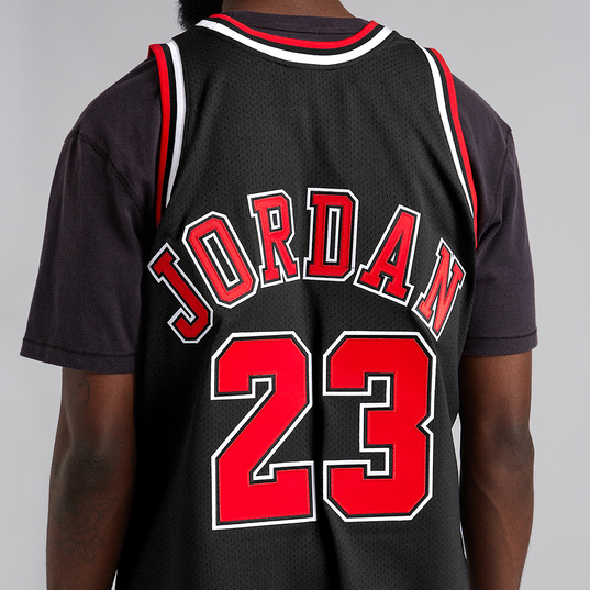 Chicago Bulls Men's NO.23 Jordan Black Red Jersey Size M