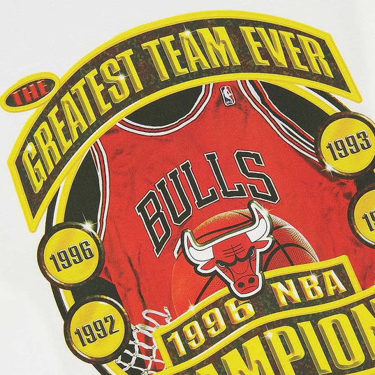 Mitchell & Ness Chicago Bulls Champions Print Men's T-Shirt White  SSTEINTL899-CBUWHIT
