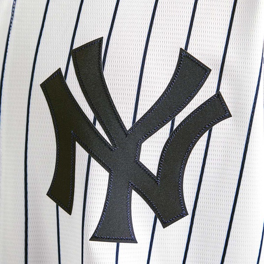 Outerstuff New York Yankees Youth Replica JERSEY-PINSTRIPE White / L