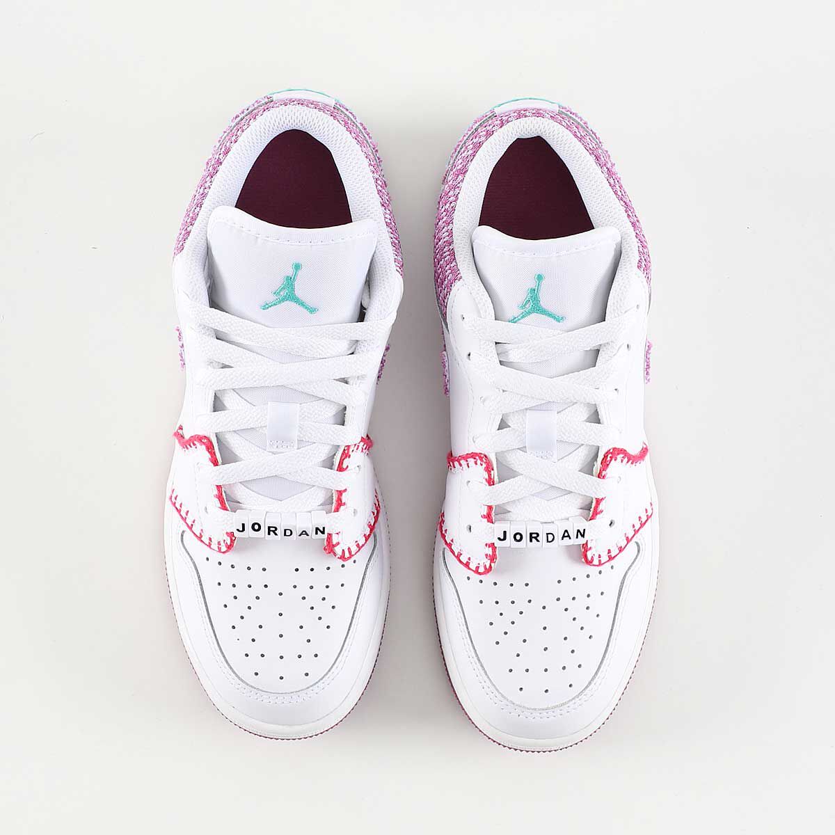 jordan low se pink