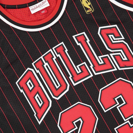 Mitchell & Ness Chicago Bulls Swingman Shorts Alternate 1996-97 - Black S