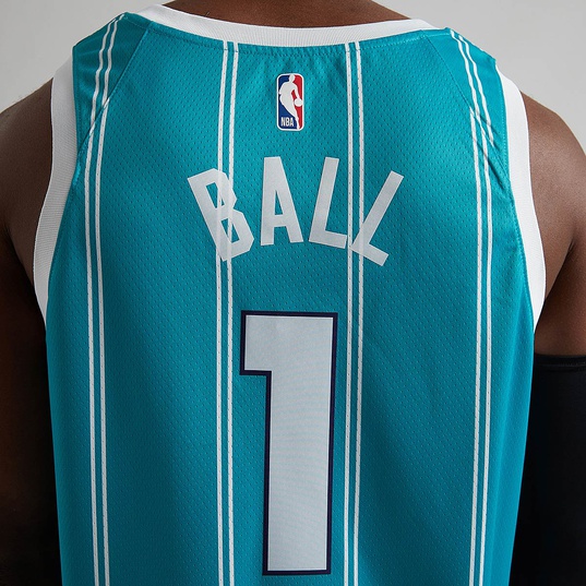 Charlotte Hornets LaMelo Ball Autographed Teal Nike Swingman Jersey Size XL  Beckett BAS QR
