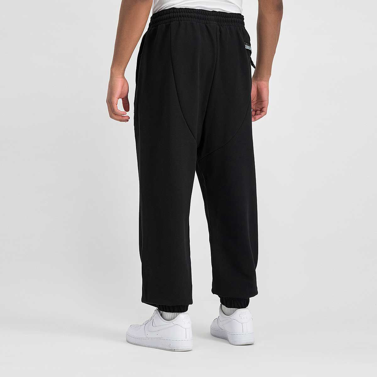 Buy KYRIE IRVING FLEECE PANT - N/A 0.0 on KICKZ.com!