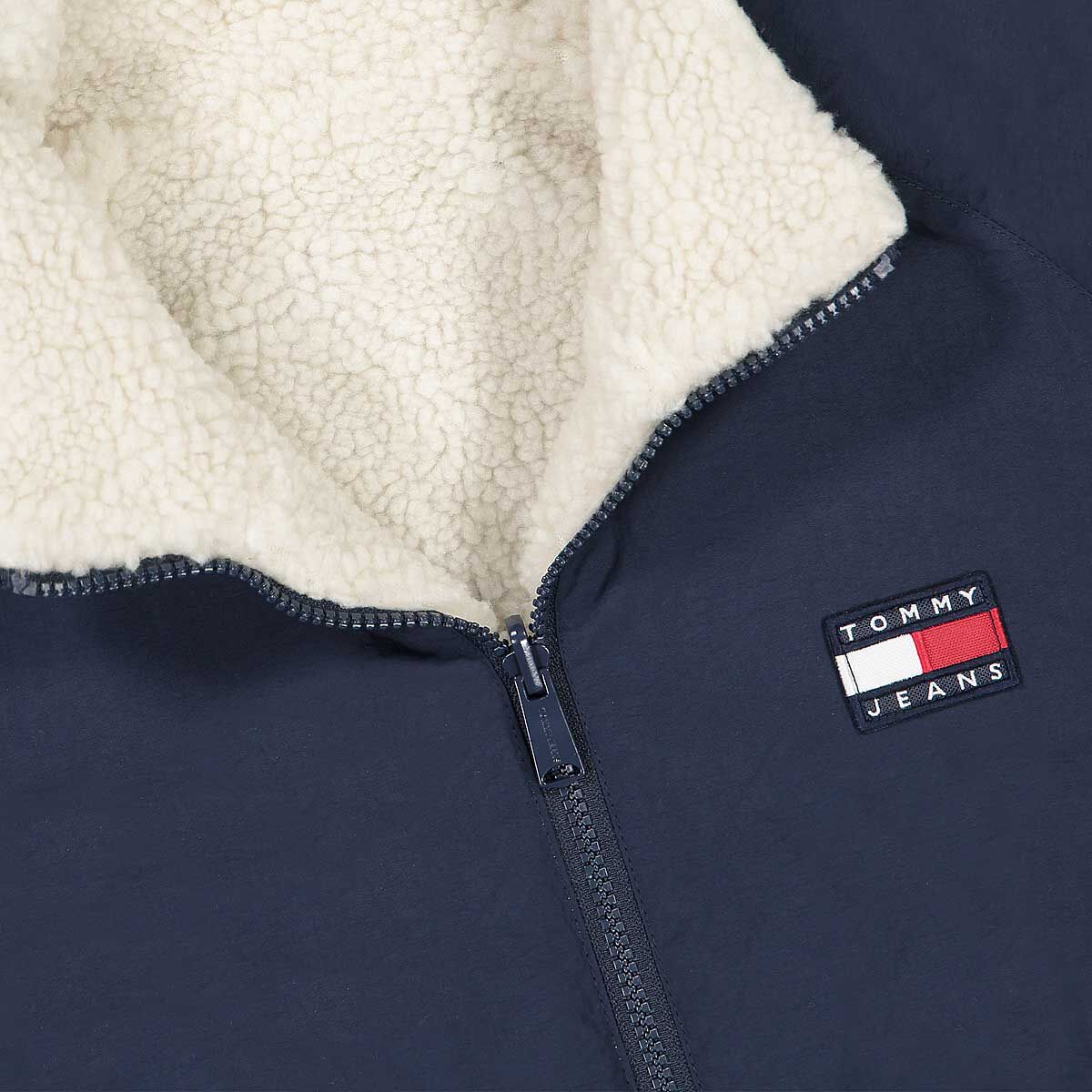 tommy jeans reversible sherpa jacket in ecru