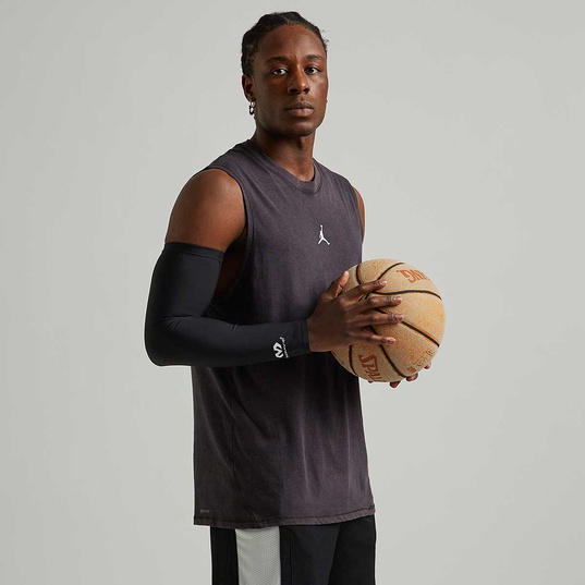 CROSSOVER Black Basketball Full Arm Shooter Sleeves