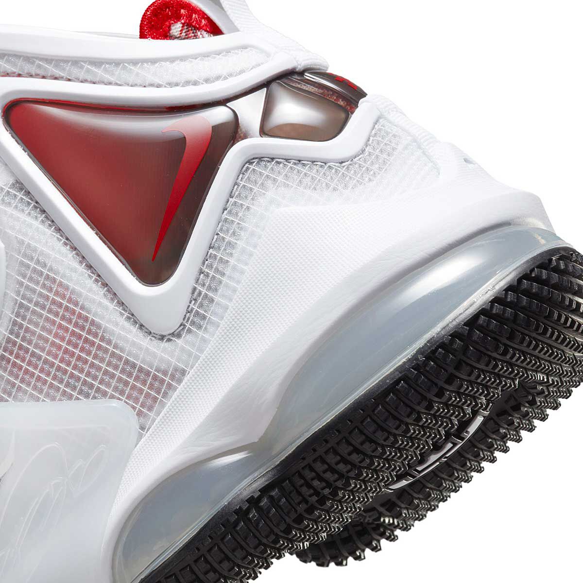 🏀 Get the LEBRON 19 (GS) basketball shoe - white/university red | KICKZ