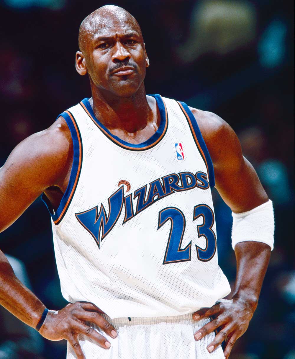 10 NBA Players in 'Wrong' Jerseys