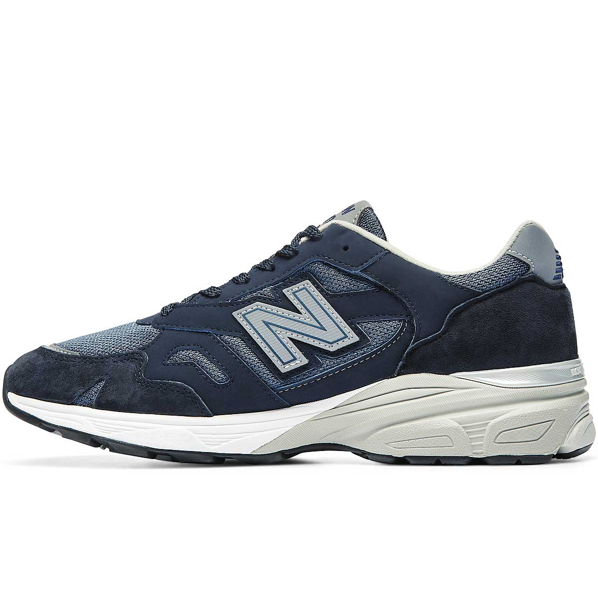 Buy M920CNV on KICKZ.com!