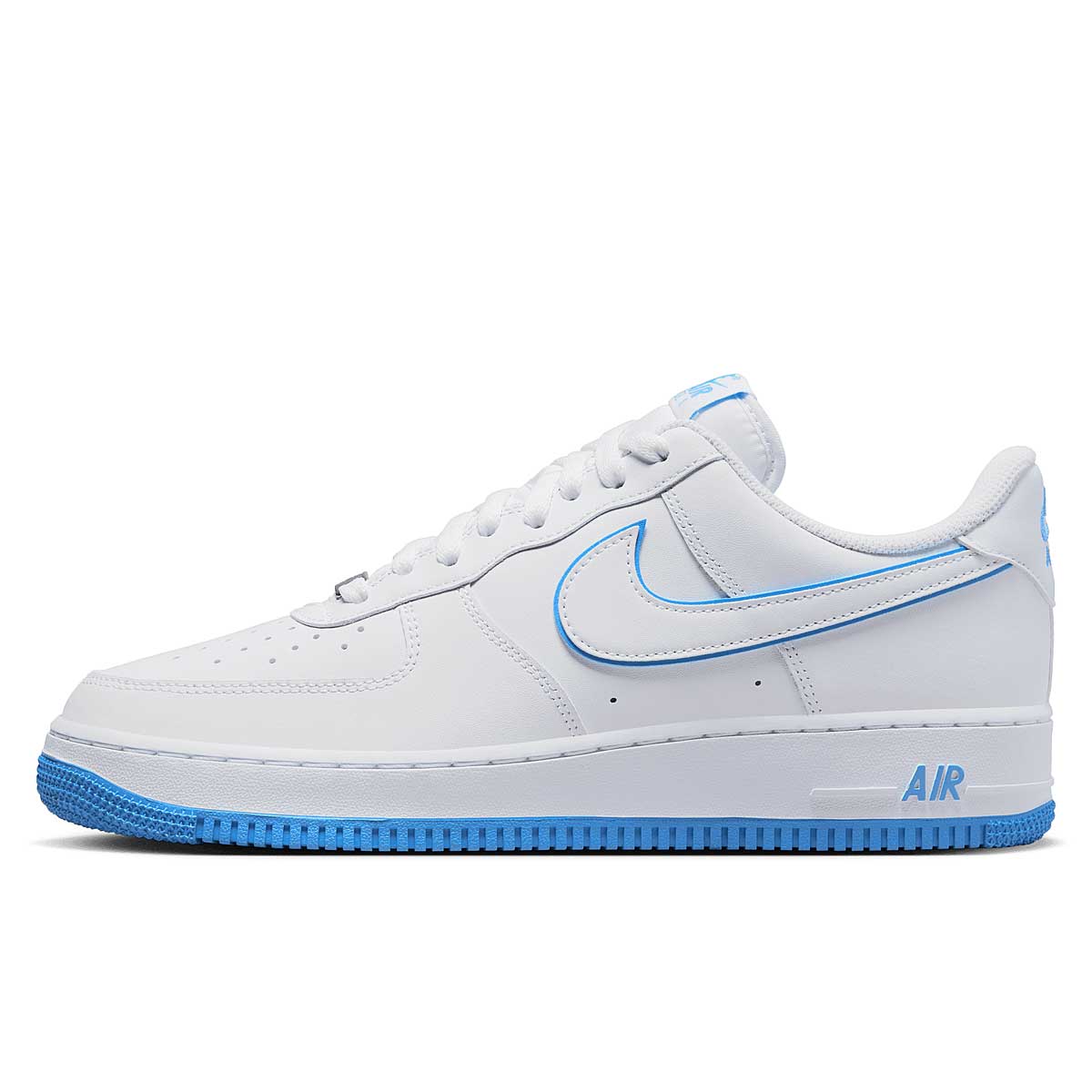 🏀 Get the Nike Air Force 1 07 in white/blue | KICKZ